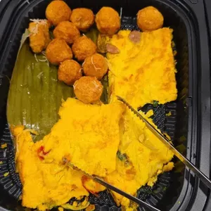 Golden Sotong Ball