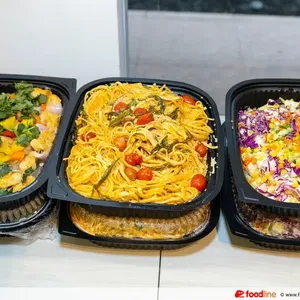 Dry Laksa Pasta<br>dried shrimp, coconut cream, laksa leaf