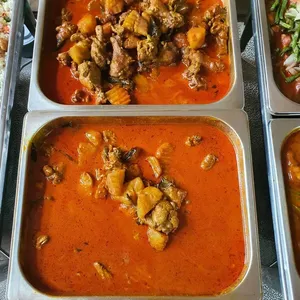 Curry Chicken with Potatoes