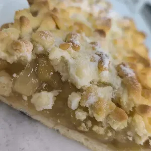Apple Crumble Tart