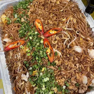 Seafood Wok Fried Mee Sua   (炒海鲜面线)