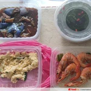 Lunch Tingkat (20 Day, 3 Dishes + Soup OR 4 Dishes)