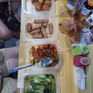 Dinner Tingkat (20 Days, 3 Dishes + Soup OR 4 Dishes)