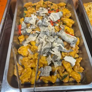 Golden Salted Egg Fish w Crispy Fish Skin