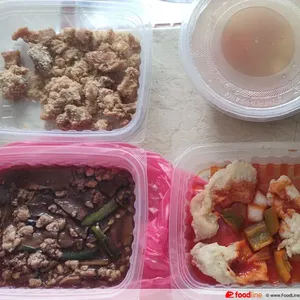 Lunch Tingkat (20 Day, 3 Dishes + Soup OR 4 Dishes)