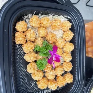 Seafood Crouton with Tartar Dip
