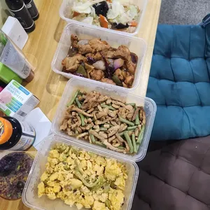 Tingkat Menu (20 Days) in Microwavable Container