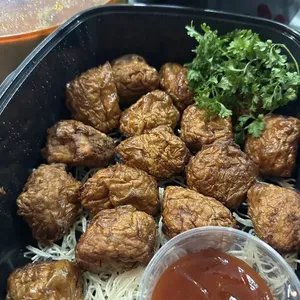 Seafood Ngoh Hiang Ball 海鲜五香球