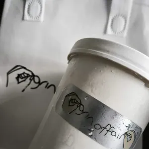 Vanilla & Black Cookies (473ml) (Message Customization: Pint)