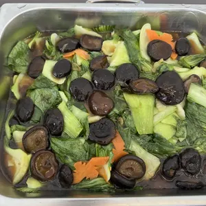 香菇小白 Siow Peh w/ Mushroom