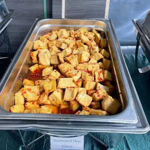 Golden Beancurd with Thai Dressing
