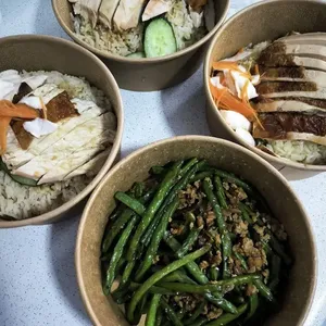 Stir Fry French Beans with Minced Meat	炒干煸四季豆 （肉碎 ） (Size: Small)
