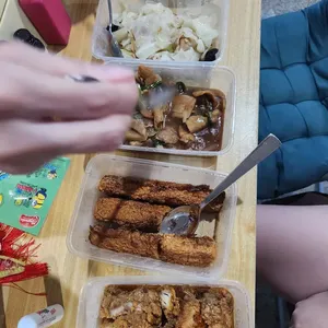 Tingkat Menu (20 Days) in Microwavable Container