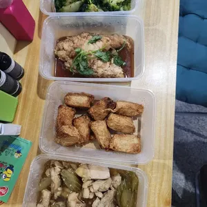 Tingkat Menu (20 Days) in Microwavable Container