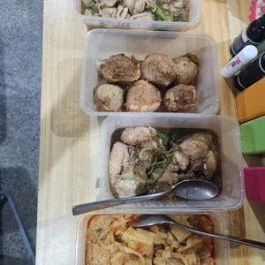 Tingkat Menu (20 Days) in Microwavable Container
