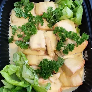 Baked Salmon with Hollandaise Sauce