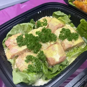 Baked Salmon with Hollandaise Sauce