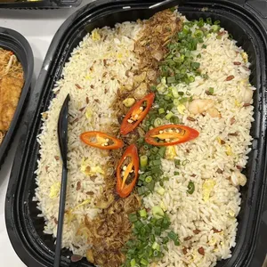 Signature Bayfront Seafood Fried Rice   (海鲜炒饭)
