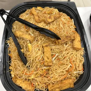 Nonya Mee Siam Goreng   (娘惹米暹)