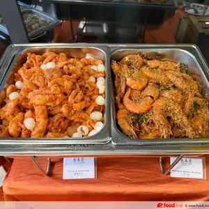 Oatmeal & Honey Coated Prawn 麦片蜜汁虾