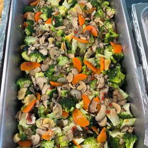 Broccoli w Mushroom 香茹扒兰花