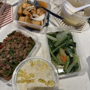 Premium Delights Single Meal Package (10 Days Package) (3 Dishes 1 Soup OR 4 Dishes)