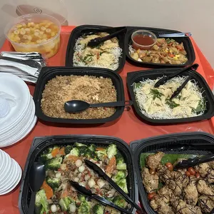 Oven-baked Honey Sesame chicken	浓情蜜意酸汁烤金鸡