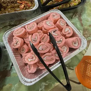 Sliced Strawberry Swiss Roll 草莓瑞士卷