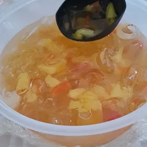 Chilled AI Yu Jelly with Tropical Fruits   (爱玉冰)