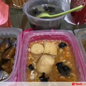 Lunch Tingkat (20 Day, 3 Dishes + Soup OR 4 Dishes)