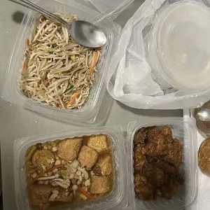 Lunch/Dinner Tingkat (5 Days, 3 Dishes + Soup OR 4 Dishes)