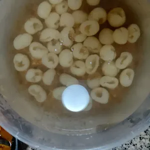 Chilled Grass Jelly With Longan 冰冻龙眼仙草