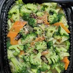 Broccoli With Three Mushrooms 西蘭花配三菇