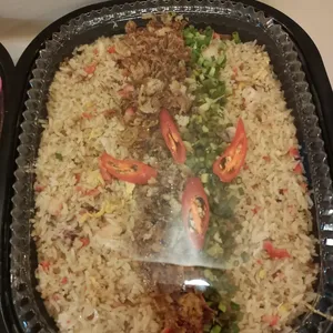 Signature Bayfront Seafood Fried Rice   (海鲜炒饭)