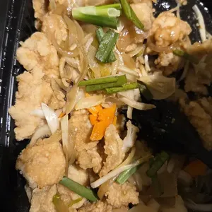 姜葱鱼片 Fish w/ Onion & Ginger