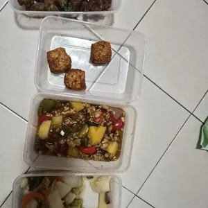 Regular Tingkat! (20 Days)- (3 Dishes 1 Soup or 4 Dishes)