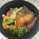 Japanese rice bowl (Protein: Salmon Teriyaki)