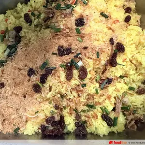 Thai Pineapple Rice 50% & Sin Chow Bee Hoon 50%