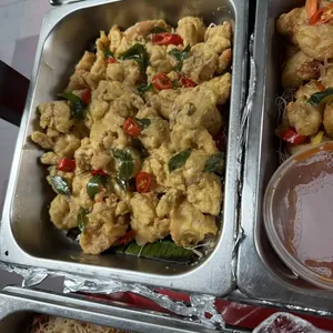 Golden Salted Egg Prawn  金沙咸蛋虾