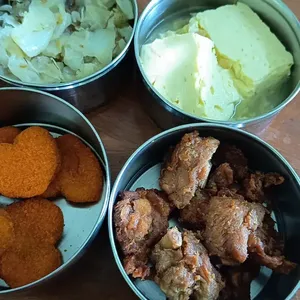 Dinner Tingkat (20 Days, 3 Dishes + Soup OR 4 Dishes)