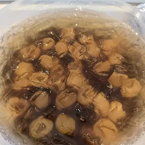 Chin Chow w Longan