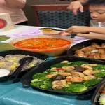 Braised Pork Leg Bee Hoon 猪脚焖米粉