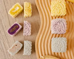 Mooncakes with Delivery Below $30! 