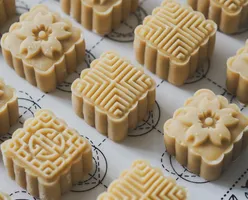 IG-Worthy Mooncakes 2021!