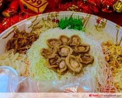 Prosperity Majestical Abalone Yu Sheng Platter 貴妃鲍升官发财鱼生 | Customer Photo | Delizio Catering Pte Ltd