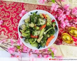 Broccoli and Cauliflower with Corn and Fatt Choy | Customer Photo | East West Fusion