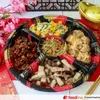 龙飞凤舞拼盘 CNY Platter <br> (鸡松虾枣， 泰式香芒鲍贝， 海蜇，烧肉，咸蛋鸡丁)（Chicken floss prawn nut, thai style shell fish, jelly fish, roasted pork, salted egg chicken) | Customer Photo | Fu Kwee Caterer Pte Ltd