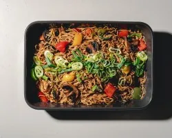 Wok Tossed Chow Mein<br>button mushroom, tricolour capsicum, cripsy egg noodle, kikkoman, supergarlicfied oil | Customer Photo | Grain