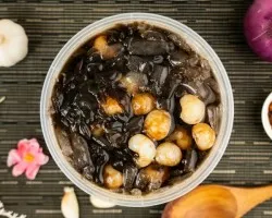 Chilled Grass Jelly & Longan | Customer Photo | On & On Diners