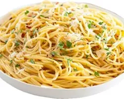 Spaghetti aglio-olio | Customer Photo | QiongBiXiaoPaDang 穷比小排档